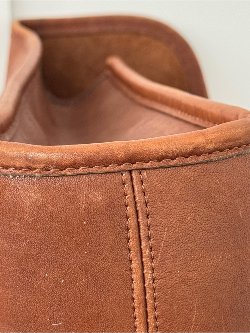 Vintage Coach Envelope Portfolio 5190 NYC Leather Shoulder Bag, Tote or Laptop - Picture 9 of 14